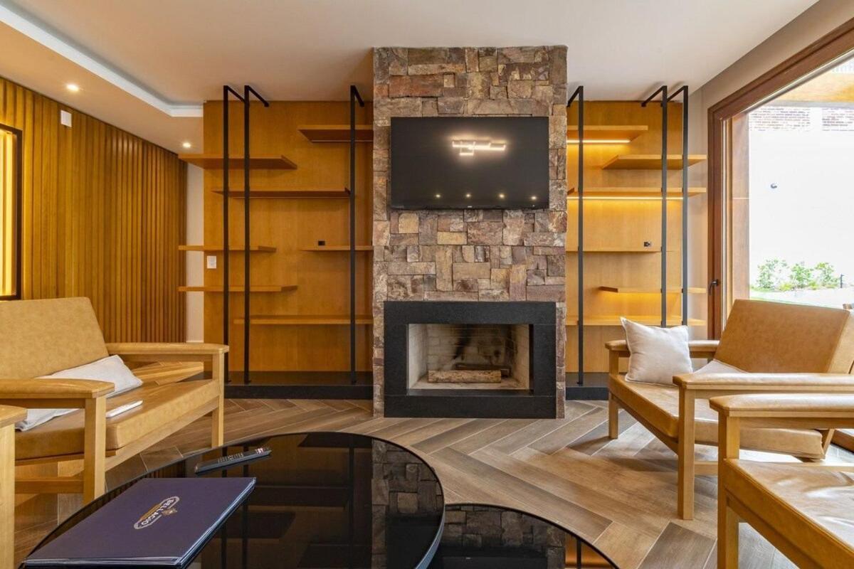 Apartamento Rosa Edificio Bellagio Canela Com Infraestrutura Completa Exterior foto